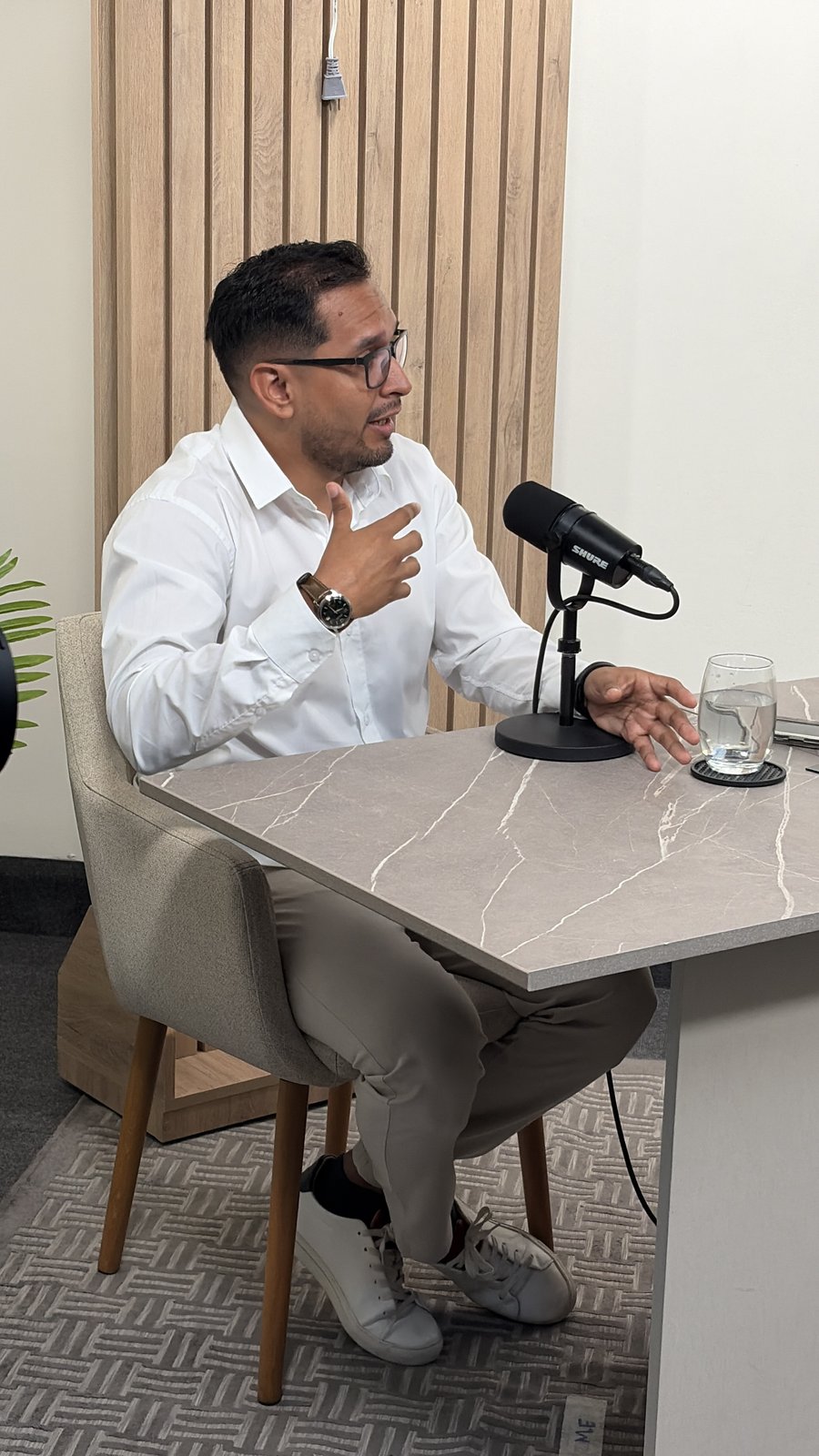 Momento de la entrevista sobre automatización de procesos de negocio con inteligencia artificial
