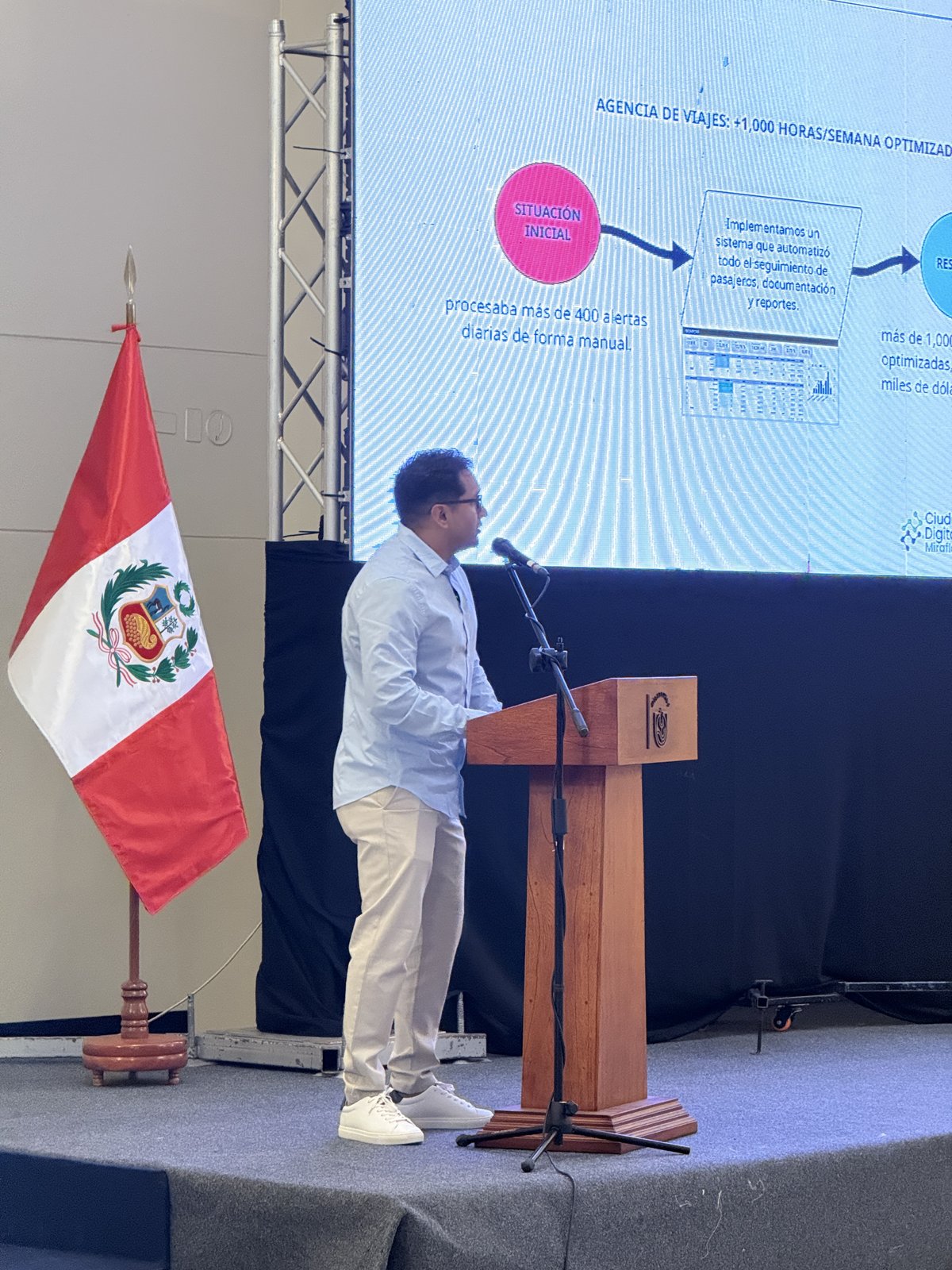 Audiencia de Ciudadanía Digital durante la charla sobre inteligencia artificial para empresas